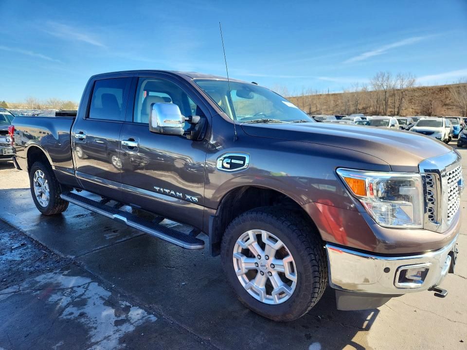 2017 Nissan Titan xd sl