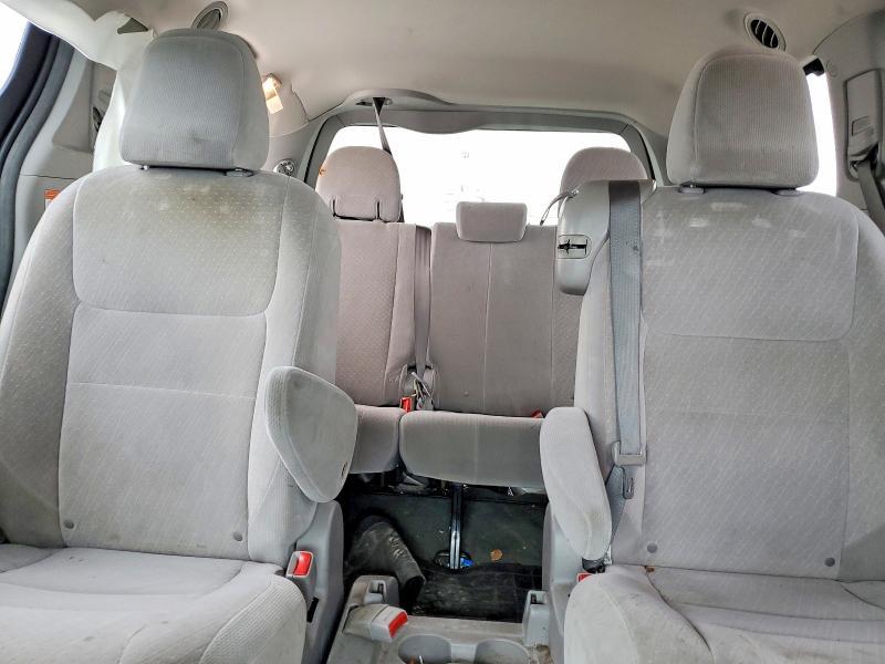 2017 Toyota Sienna le