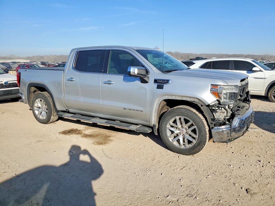 2020 GMC Sierra K1500 slt