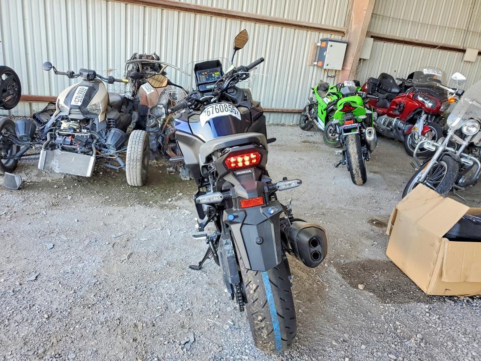 2025 Honda NT1100 D
