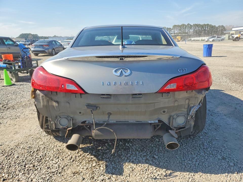 2009 Infiniti G37 Base