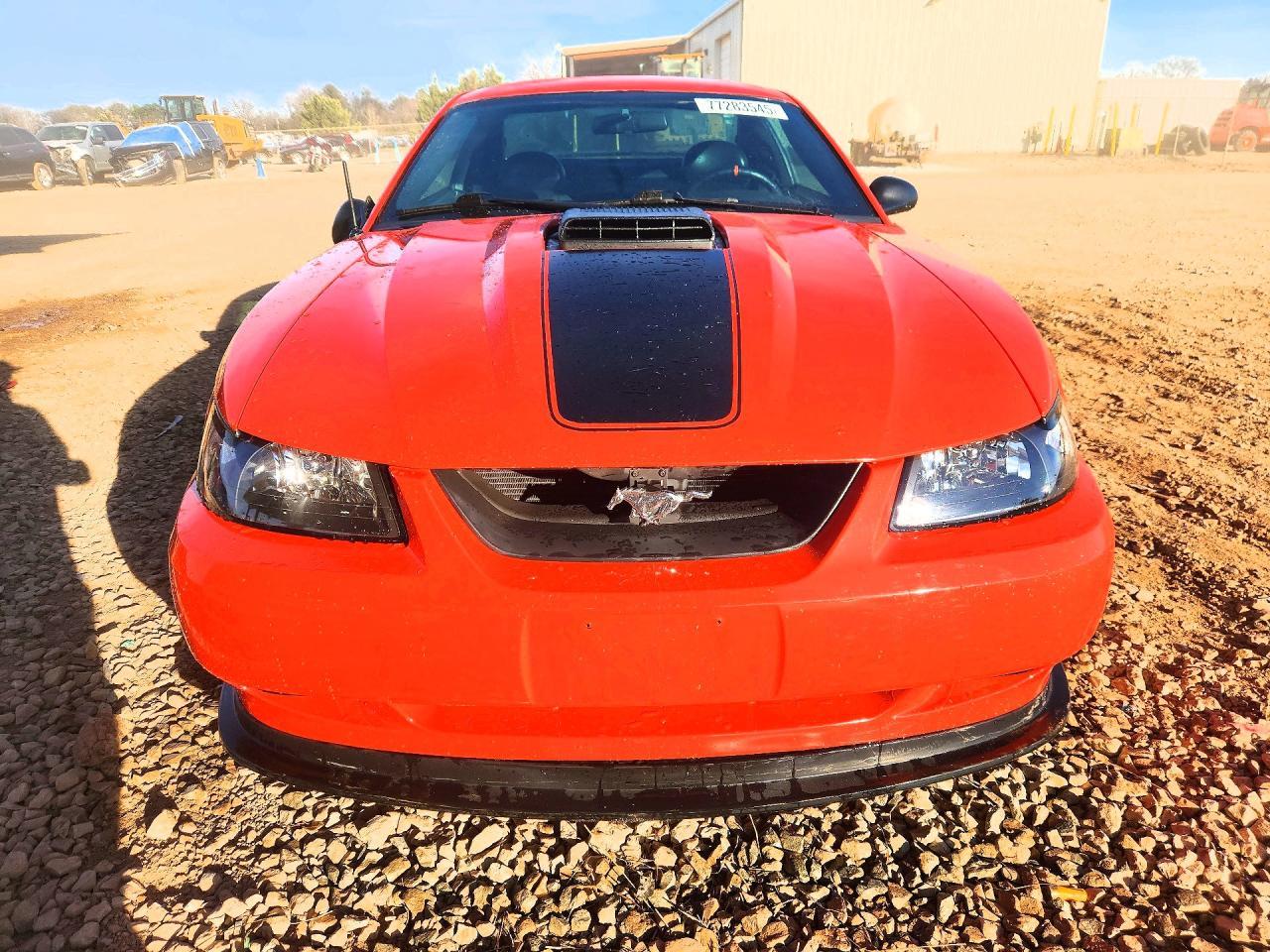 2004 Ford Mustang Mach i