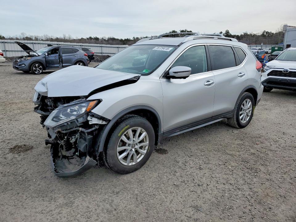 2017 Nissan Rogue sv