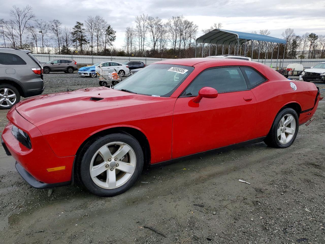 2012 Dodge Challenger sxt