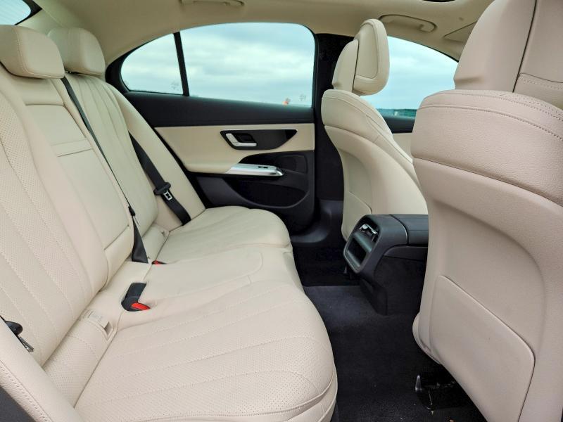 2025 Mercedes-Benz E 350 4matic