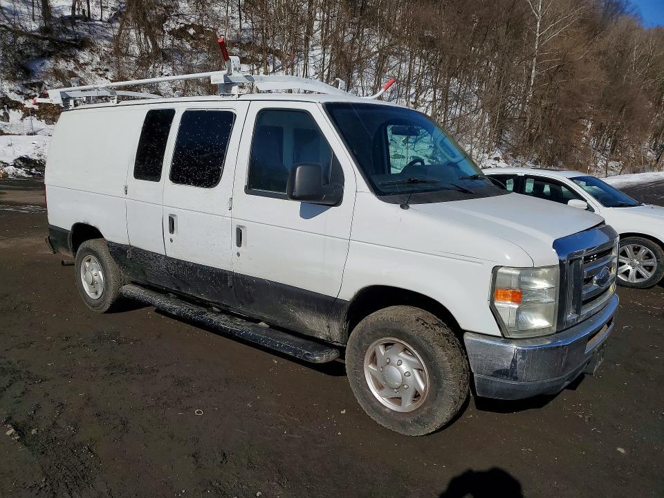 2012 Ford Econoline E250 van