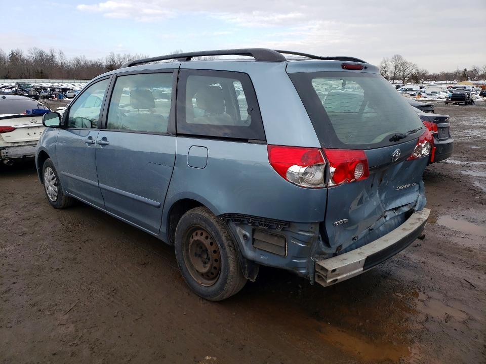 2006 Toyota Sienna ce 7 Passenger