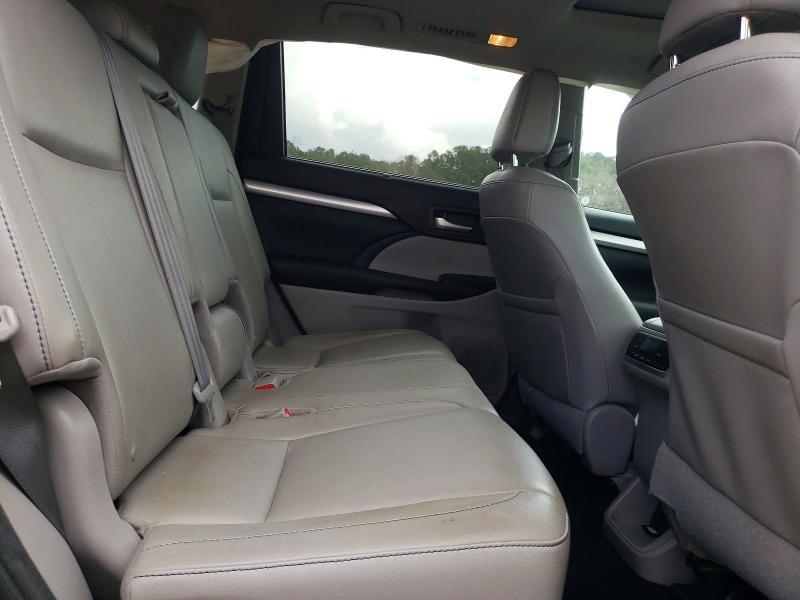 2016 Toyota Highlander xle