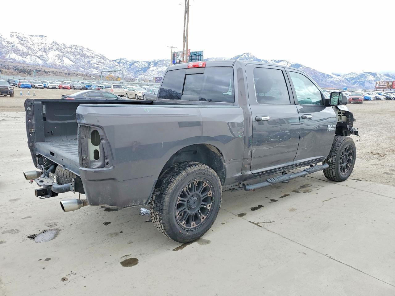 2017 Dodge Ram 1500 slt