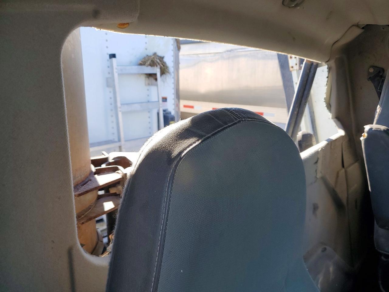 2013 International LF687 Semi Truck