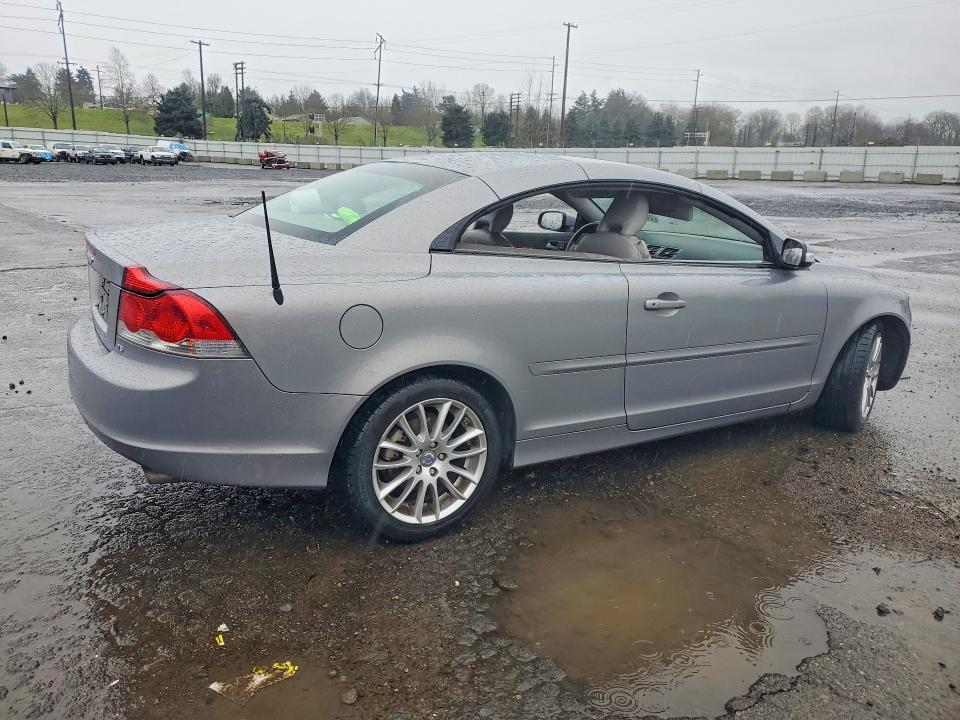 2008 Volvo C70 T5