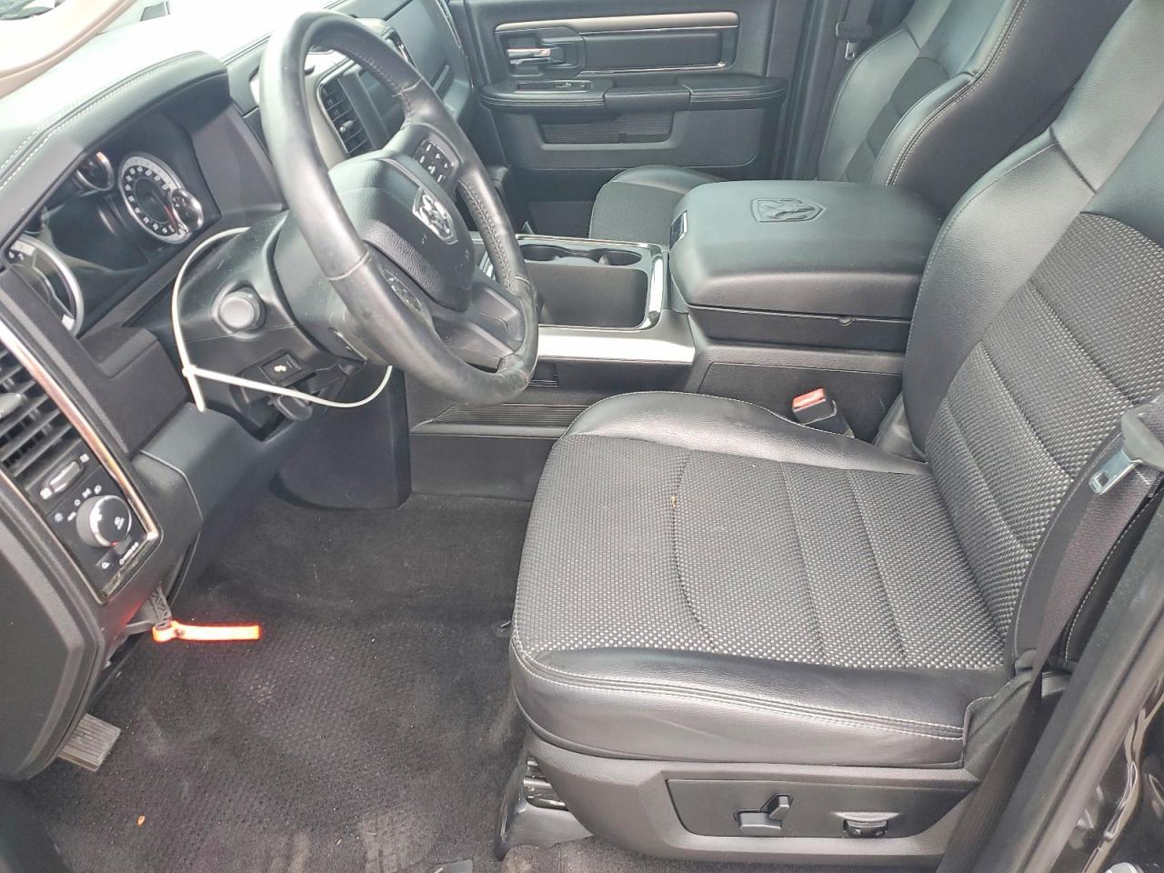 2016 Dodge RAM 1500 Sport
