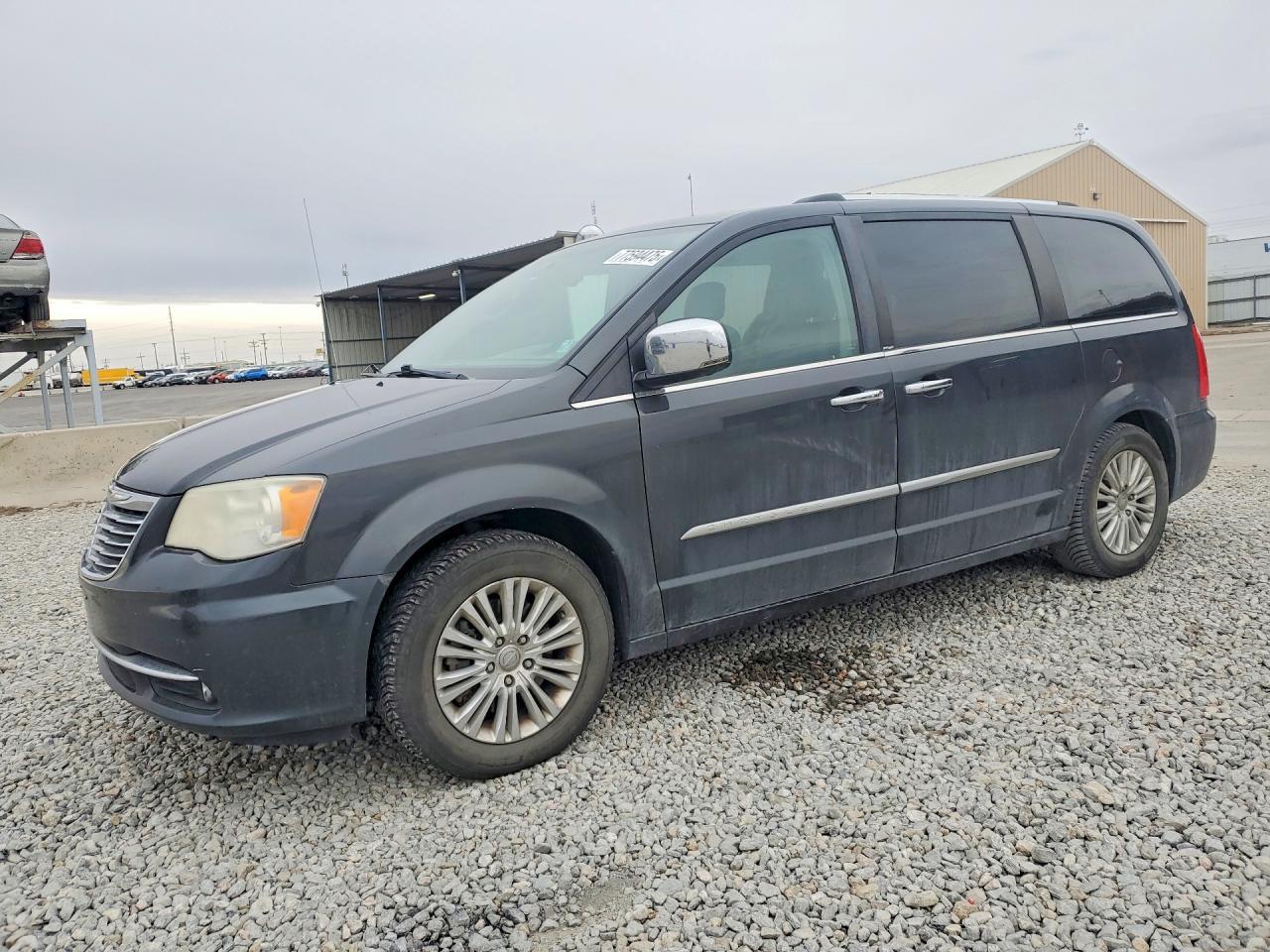 2012 Chrysler Town & Country Limited