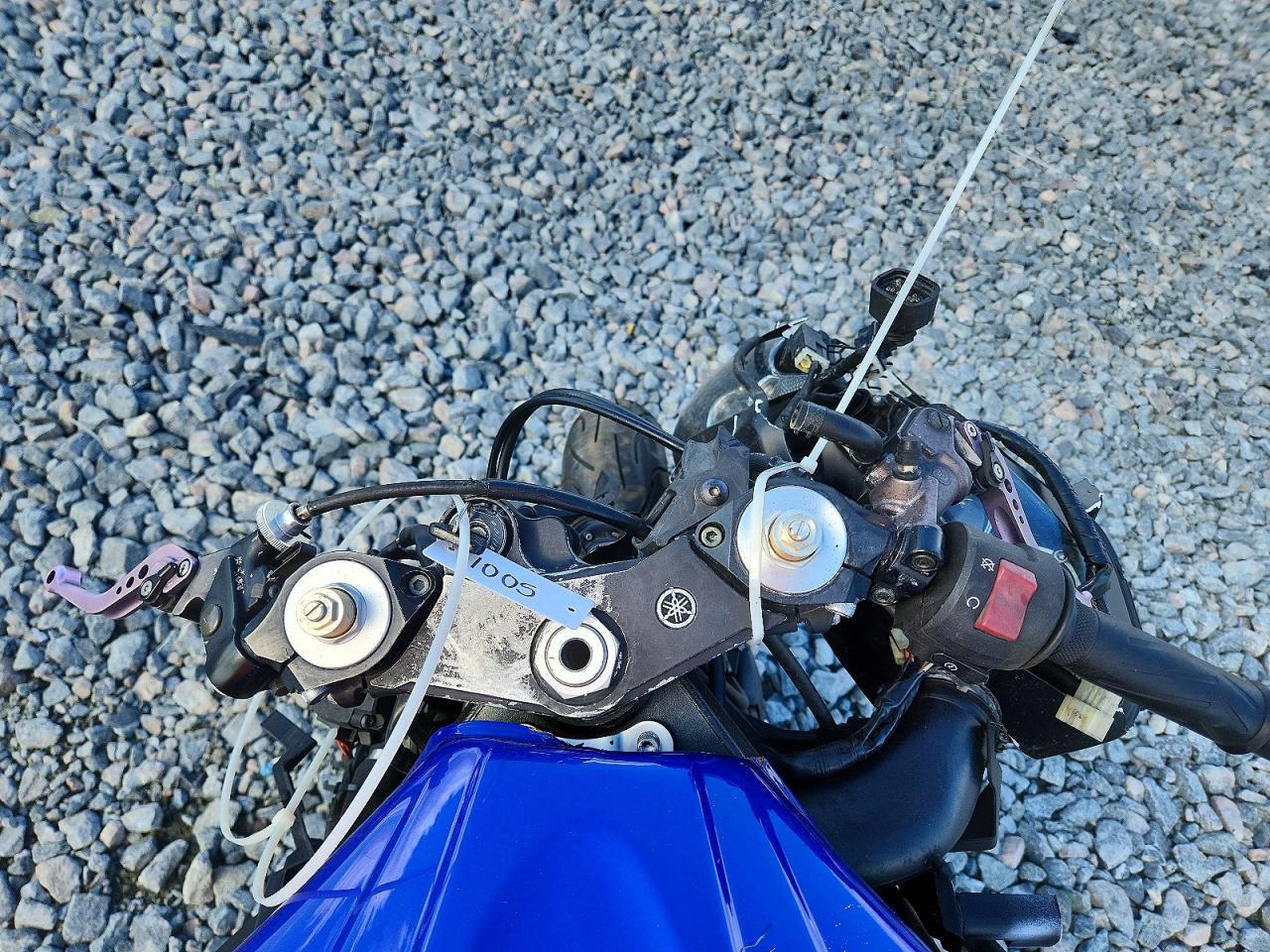 2005 Yamaha YZFR6 L