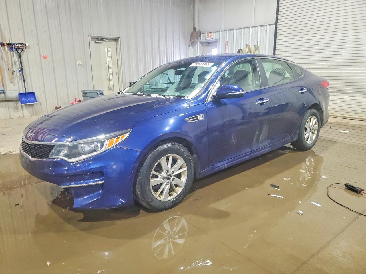 2017 KIA Optima lx