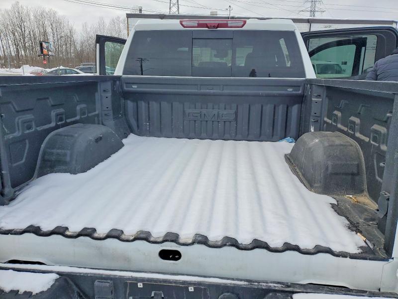 2025 GMC Sierra K1500 AT4