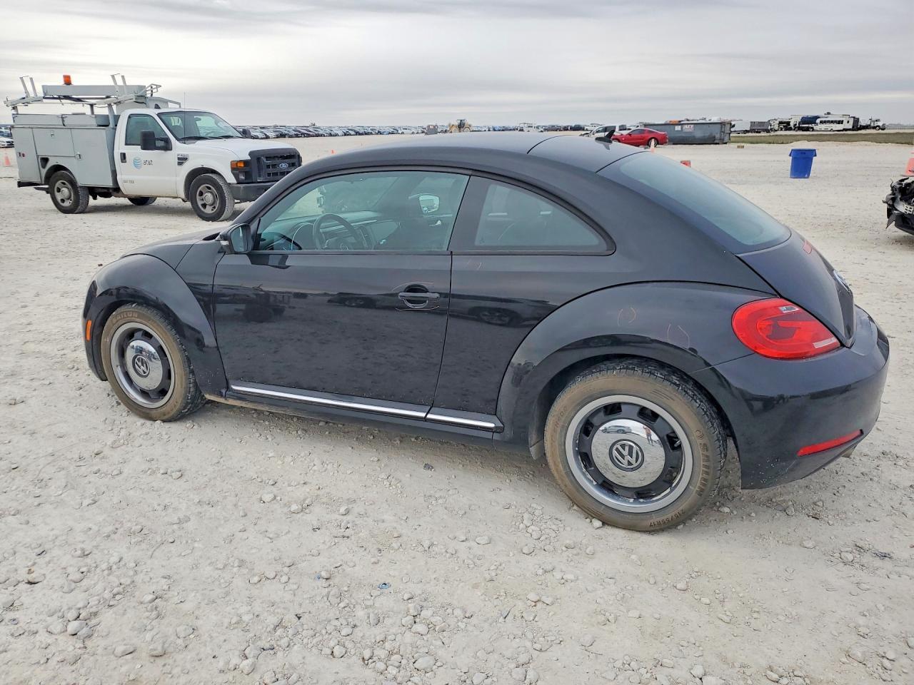2013 Volkswagen Beetle