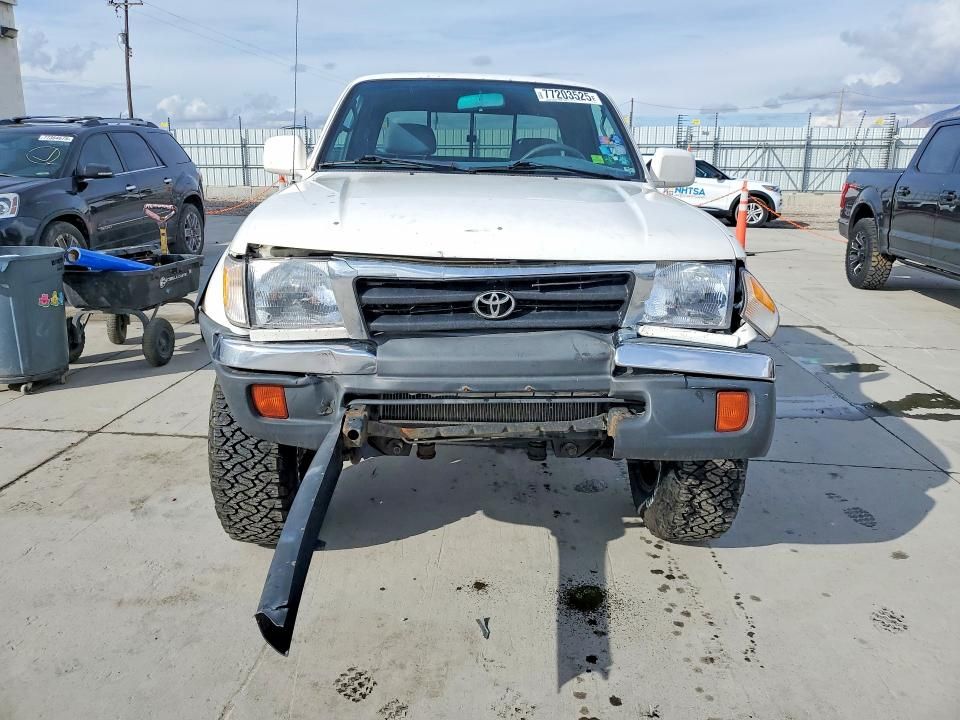 1999 Toyota Tacoma Xtracab