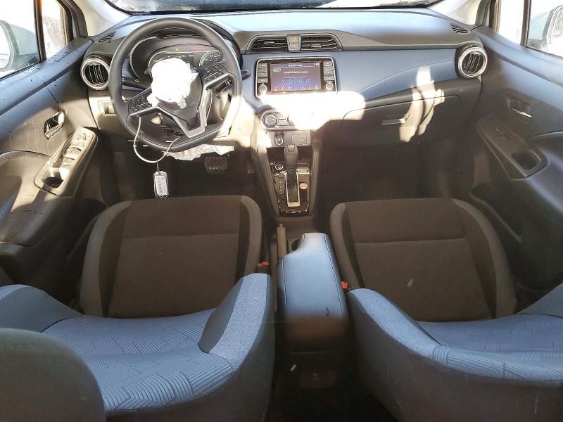 2025 Nissan Versa sv