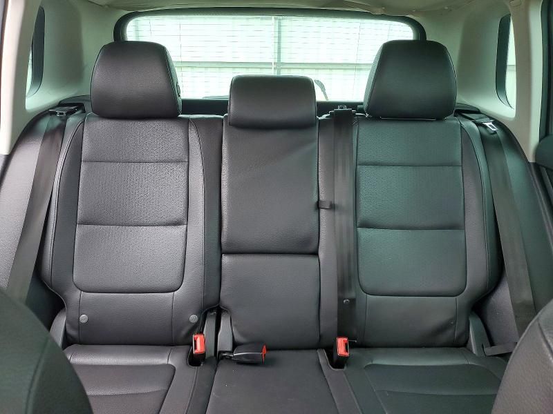 2012 Volkswagen Tiguan s