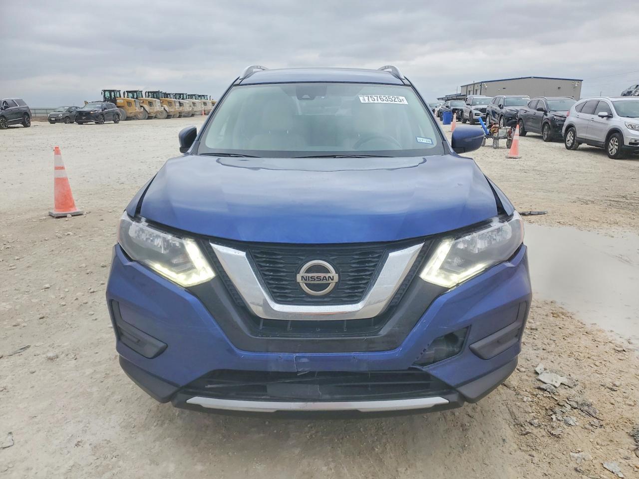2020 Nissan Rogue s