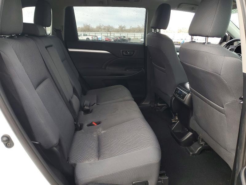 2019 Toyota Highlander le