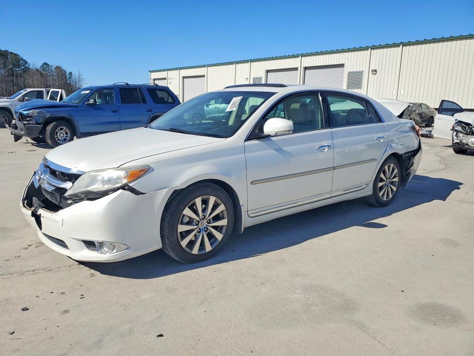 2011 Toyota Avalon Base