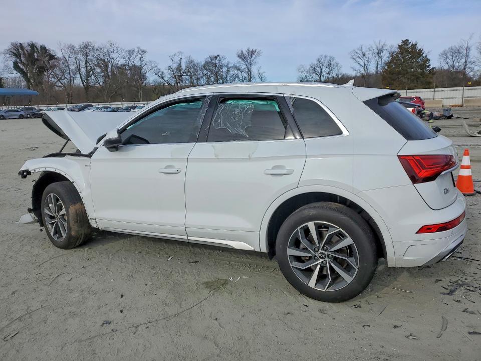 2022 Audi Q5 Premium Plus 45