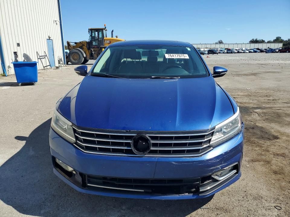 2016 Volkswagen Passat se