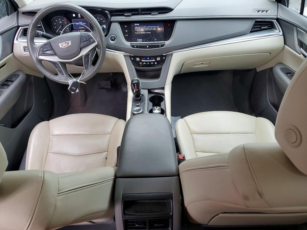 2021 Cadillac XT5 Premium Luxury