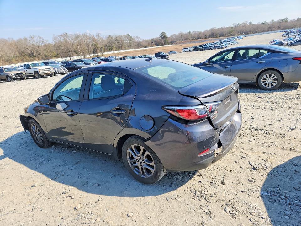 2019 Toyota Yaris 2D