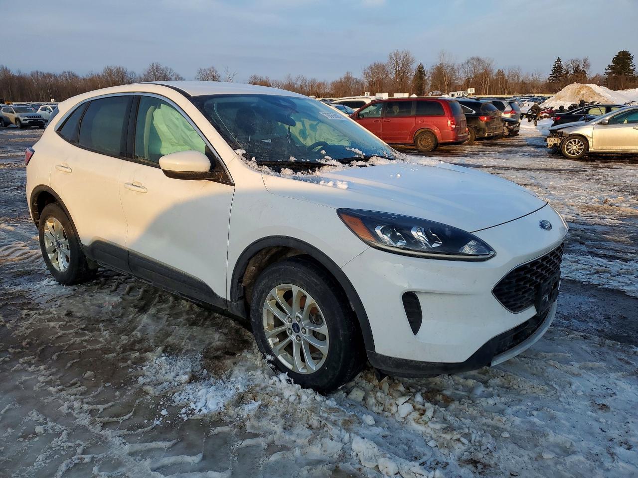 2020 Ford Escape se