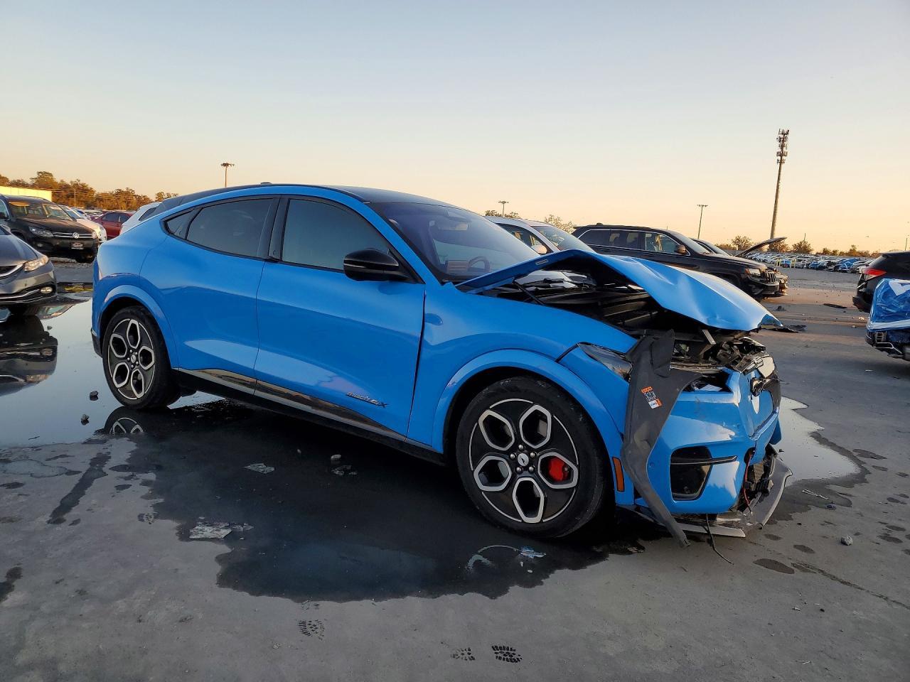 2023 Ford Mustang Mach-e gt
