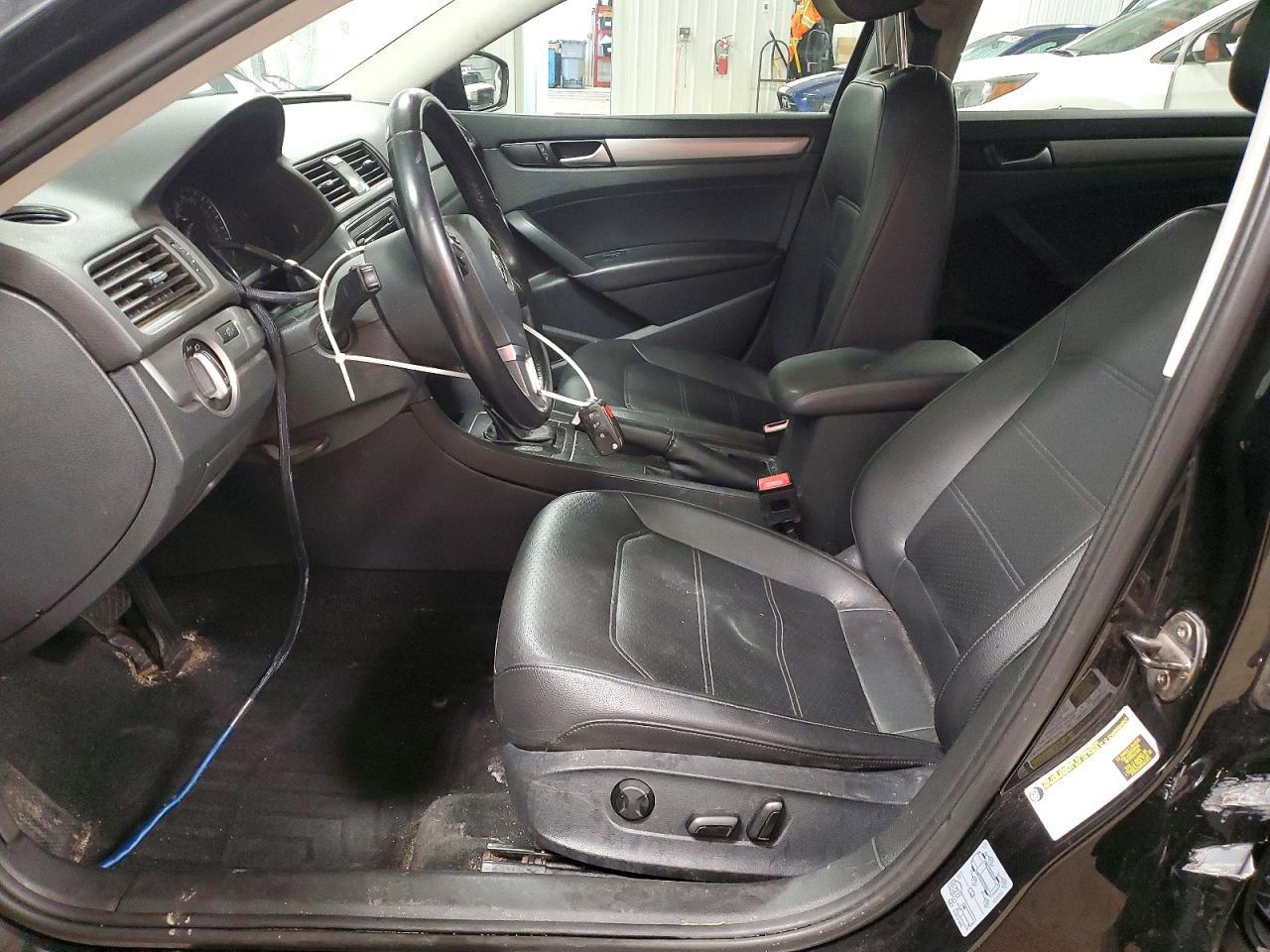 2014 Volkswagen Passat s