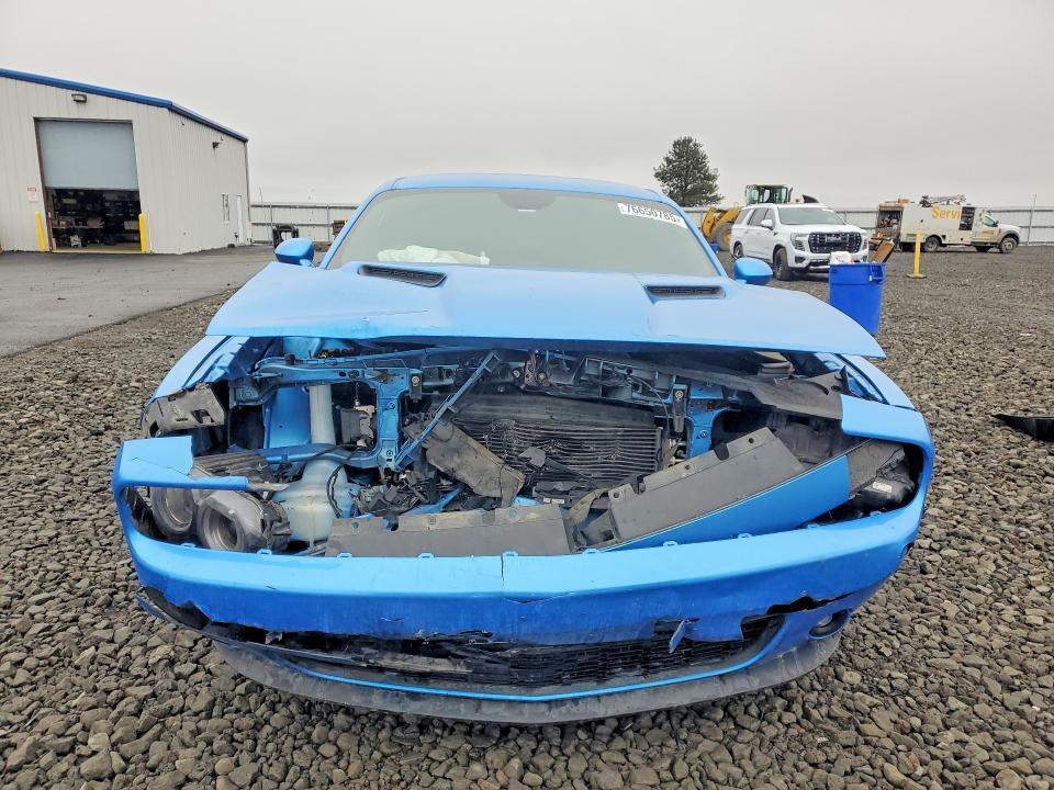 2015 Dodge Challenger sxt Plus