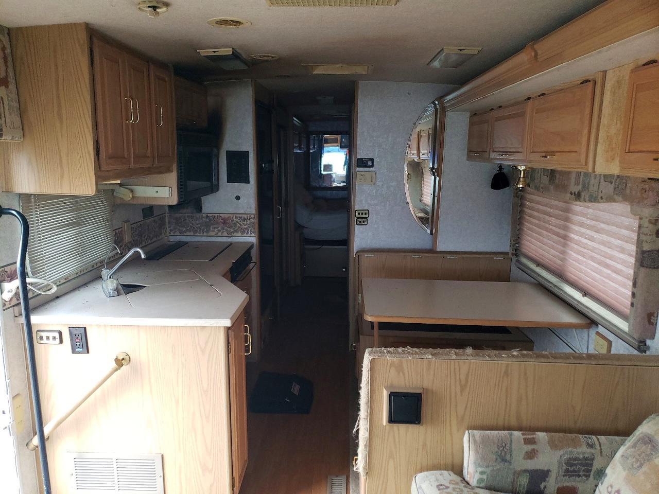 1999 Ford F550 Super Duty RV