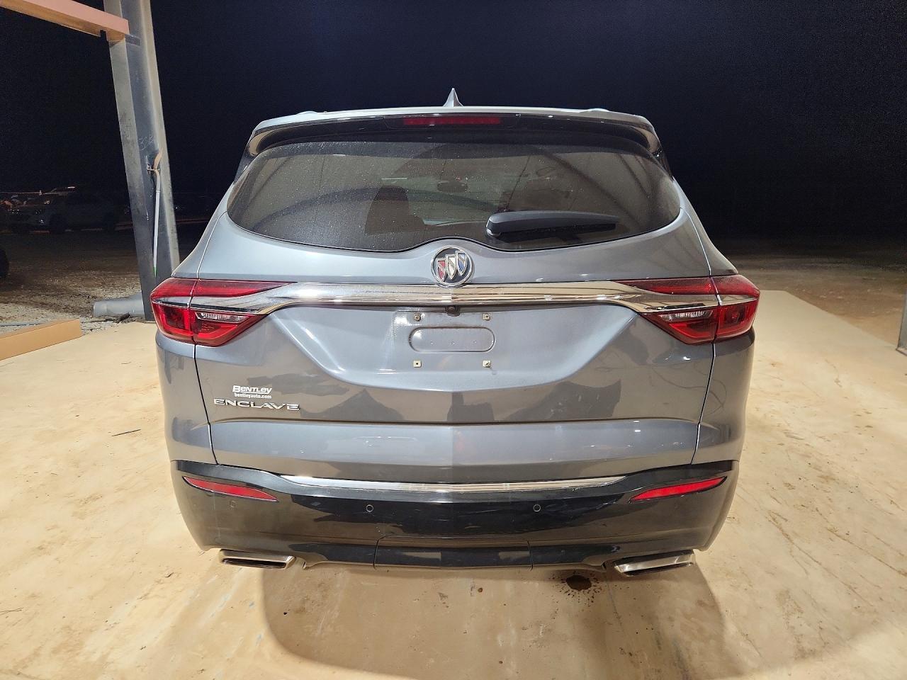 2020 Buick Enclave Essence