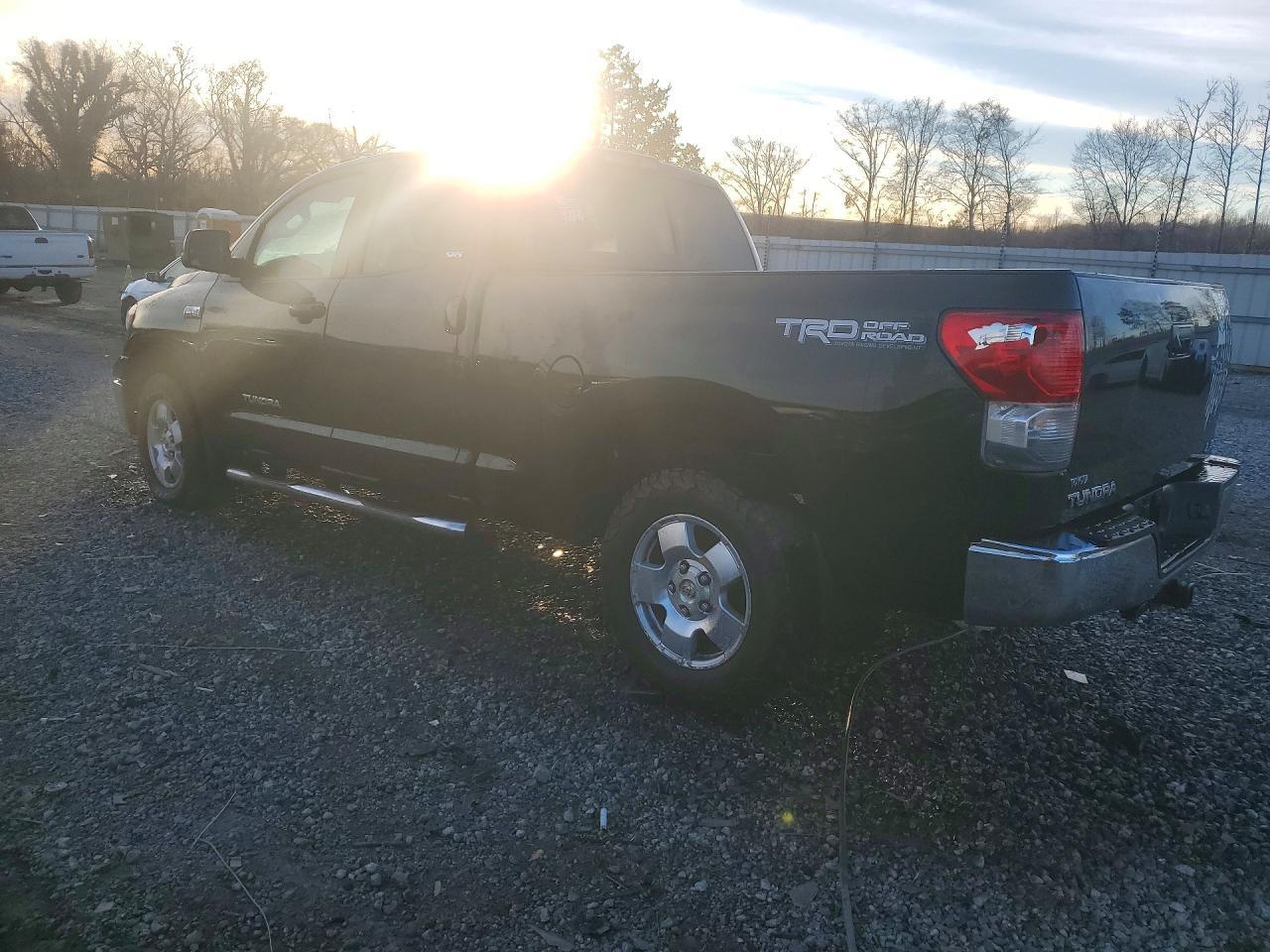 2013 Toyota Tundra Double Cab SR5