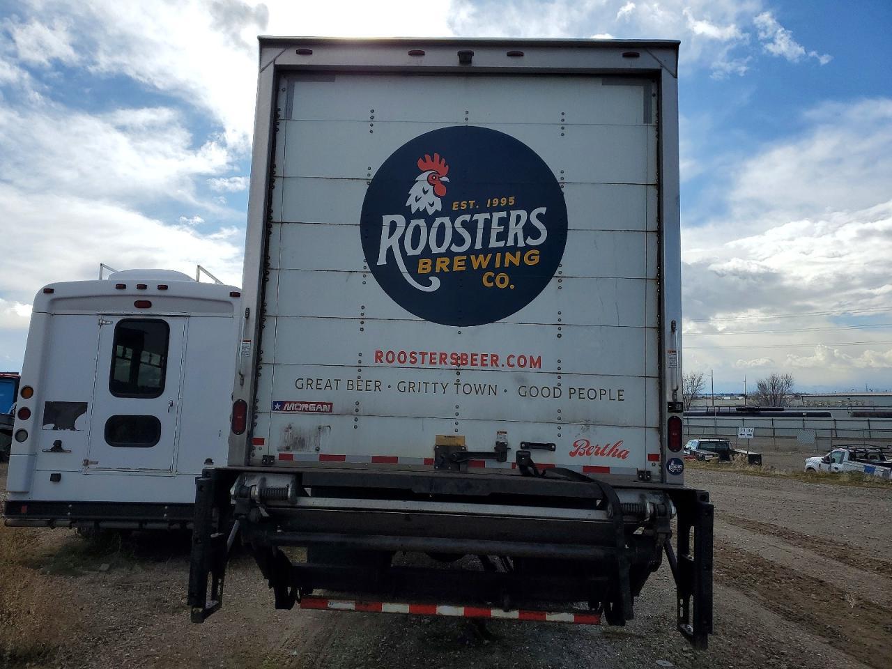 2018 Freigliner 2018 Freightliner Business Class M2 BOX Truck