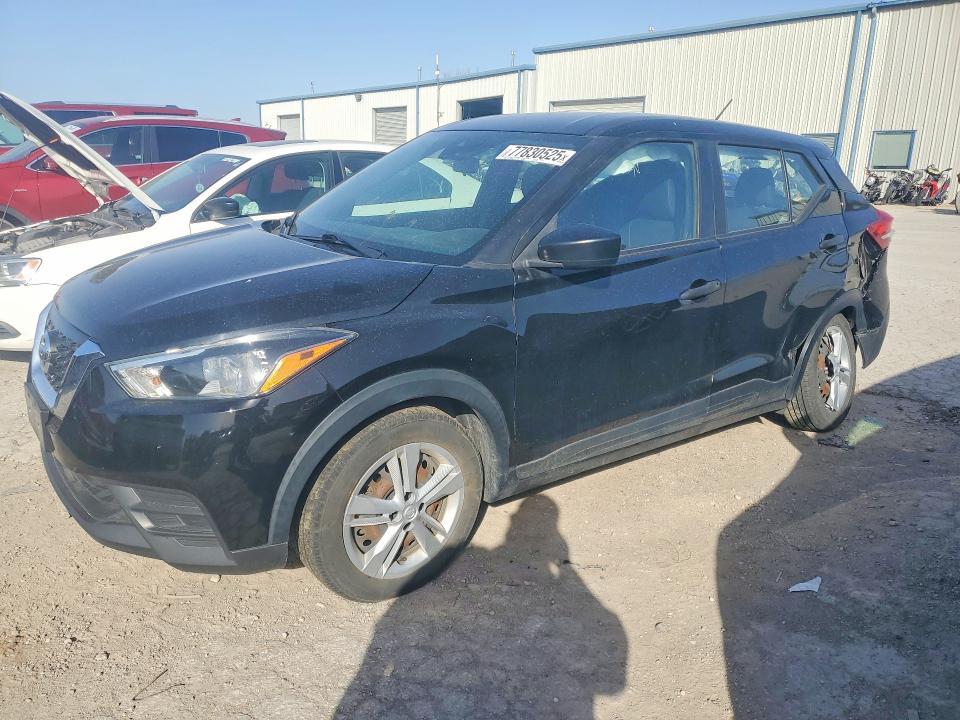 2020 Nissan Kicks s