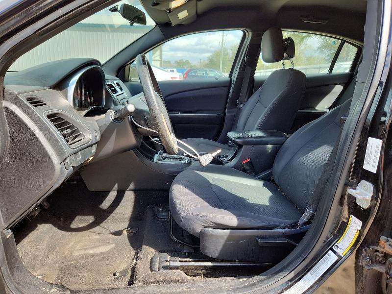 2013 Chrysler 200 lx