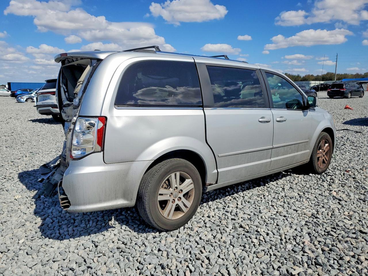 2011 Dodge Grand Caravan Crew