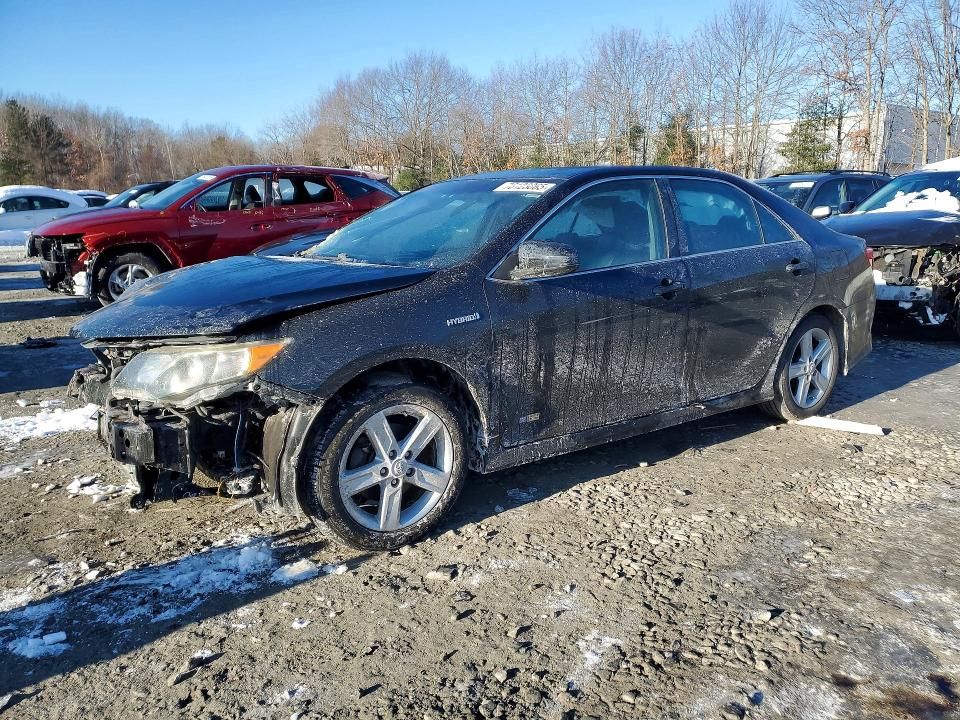 2014 Toyota Camry Hybrid