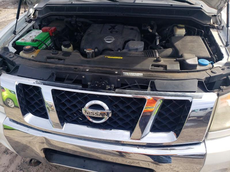 2014 Nissan Titan SL