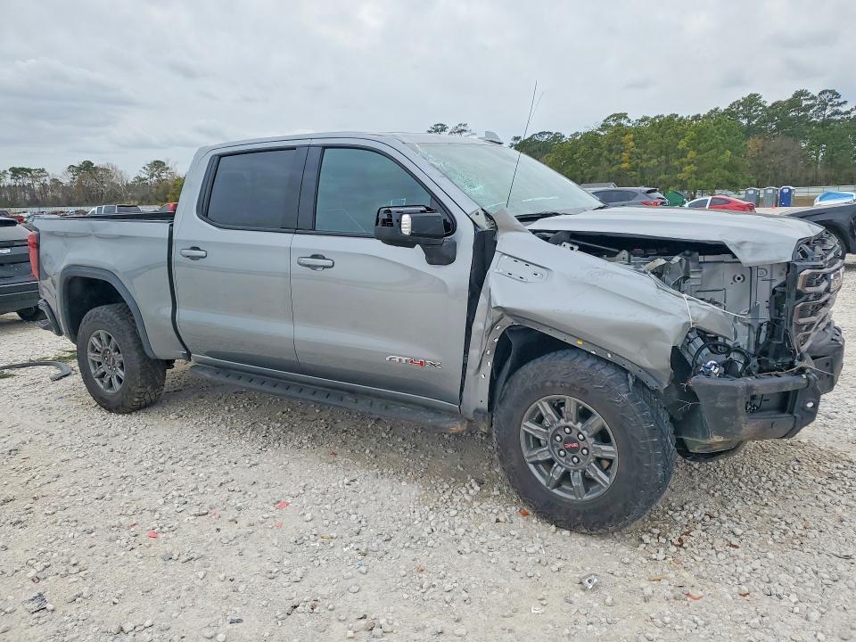 2026 GMC Sierra K1500 AT4X