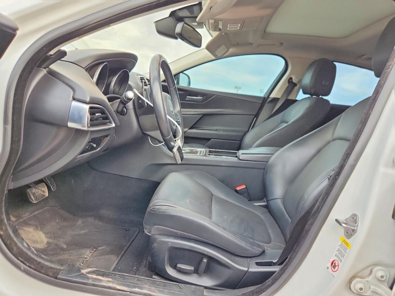 2018 Jaguar Xe Premium