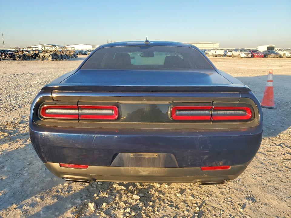 2015 Dodge Challenger sxt
