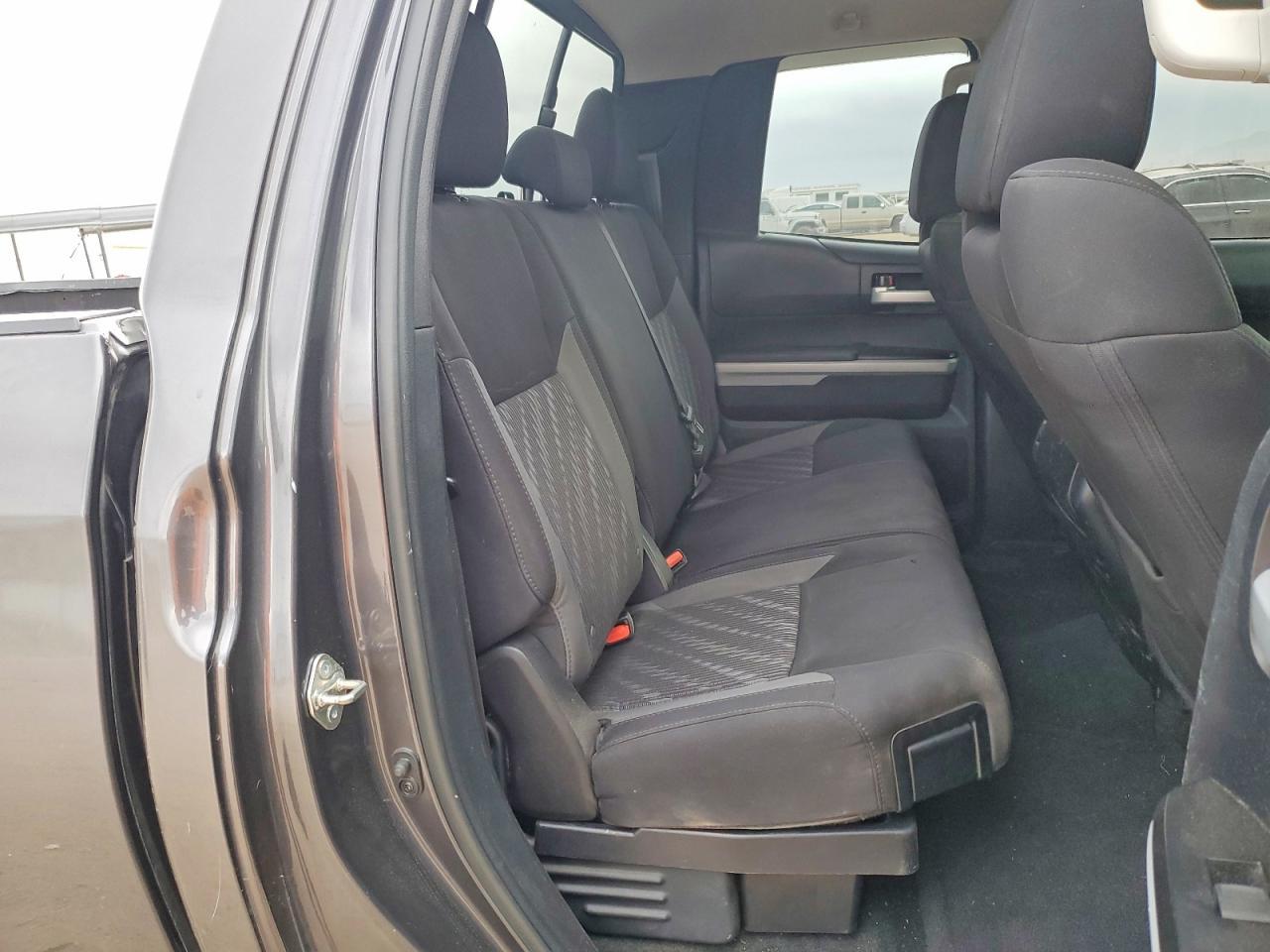 2018 Toyota Tundra Double cab sr