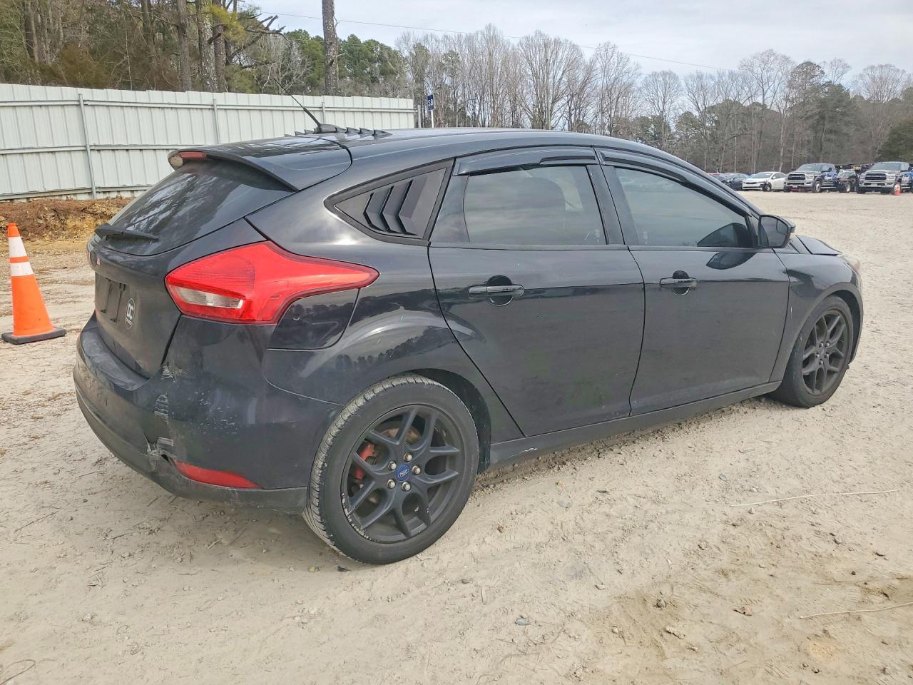 2016 Ford Focus se