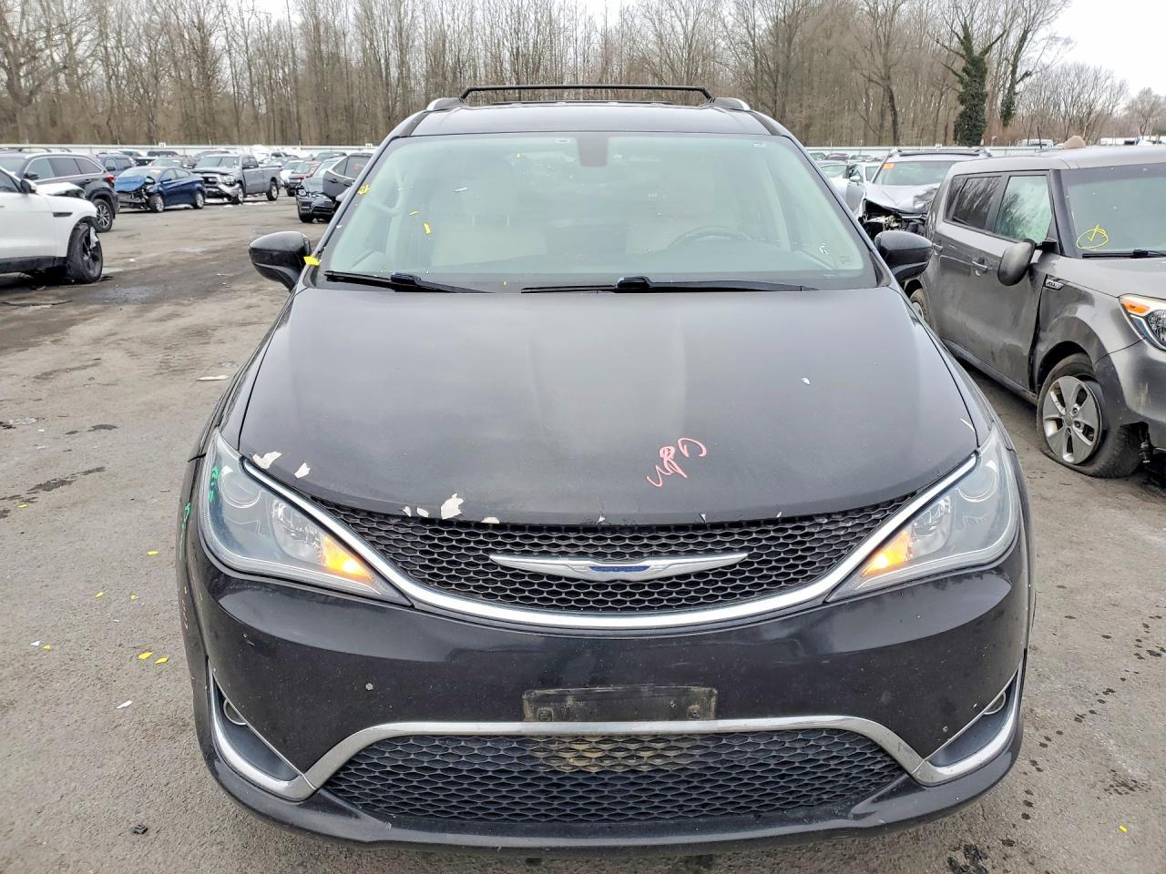 2017 Chrysler Pacifica Touring l Plus